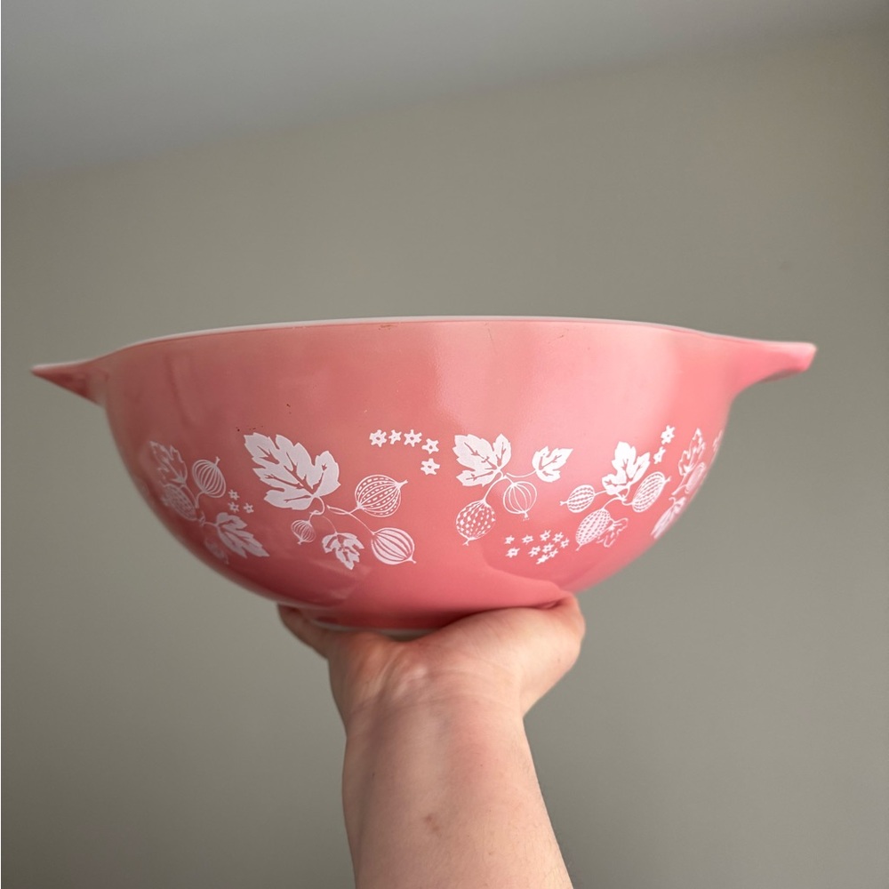 4 QT No. 444 Vintage Pyrex Mixing Bowl Gooseberry Cinderella